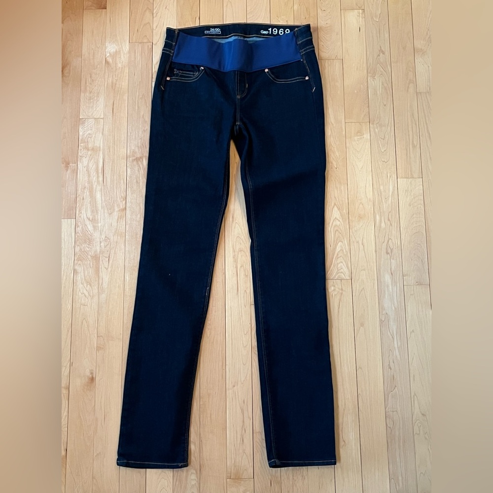 GAP Maternity Jeans - NWOT